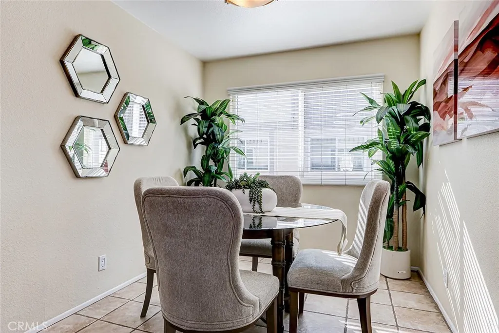 2105 Mathews Avenue 11, Redondo Beach, California 90278 home-pic-13
