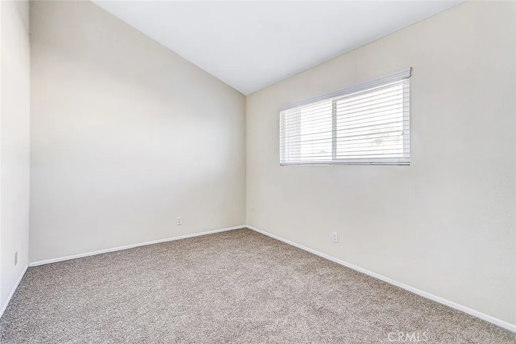 2105 Mathews Avenue 11, Redondo Beach, California 90278 home-pic-35