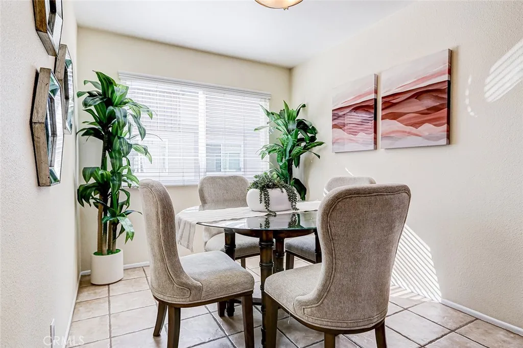 2105 Mathews Avenue 11, Redondo Beach, California 90278 home-pic-14