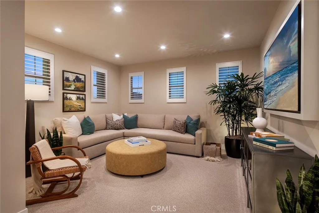 219 Birdseye, Irvine, California 92618 home-pic-5