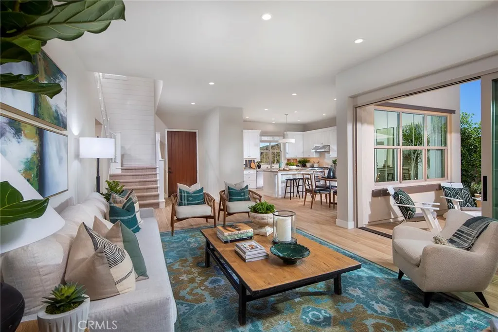 219 Birdseye, Irvine, California 92618 home-pic-2