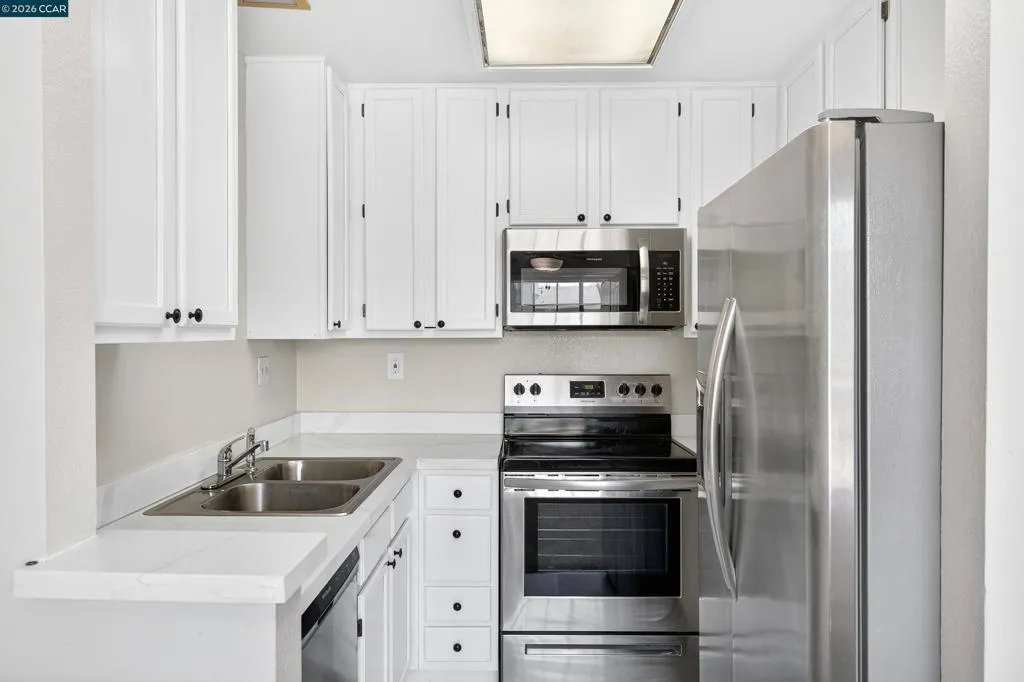 15 15 Glenwood, Hercules, California 94547 home-pic-17