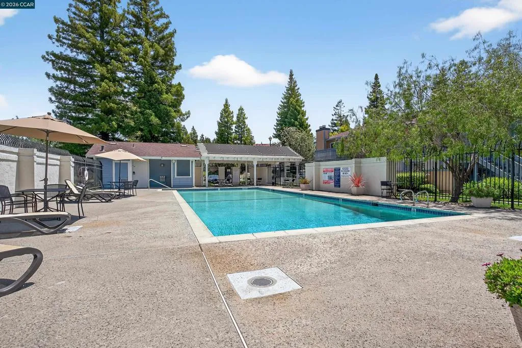 15 15 Glenwood, Hercules, California 94547 home-pic-45