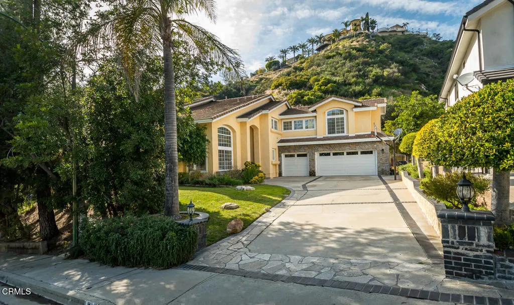1985 Erin Way, Glendale, California 91206 home-pic-58