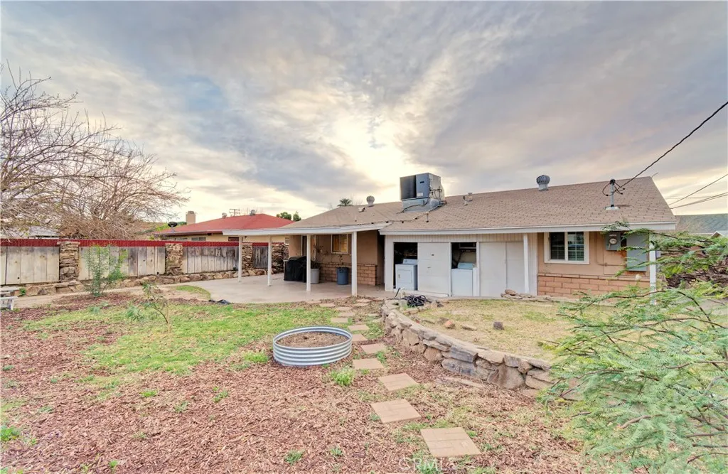 340 N Lovekin, Blythe, California 92225 home-pic-23