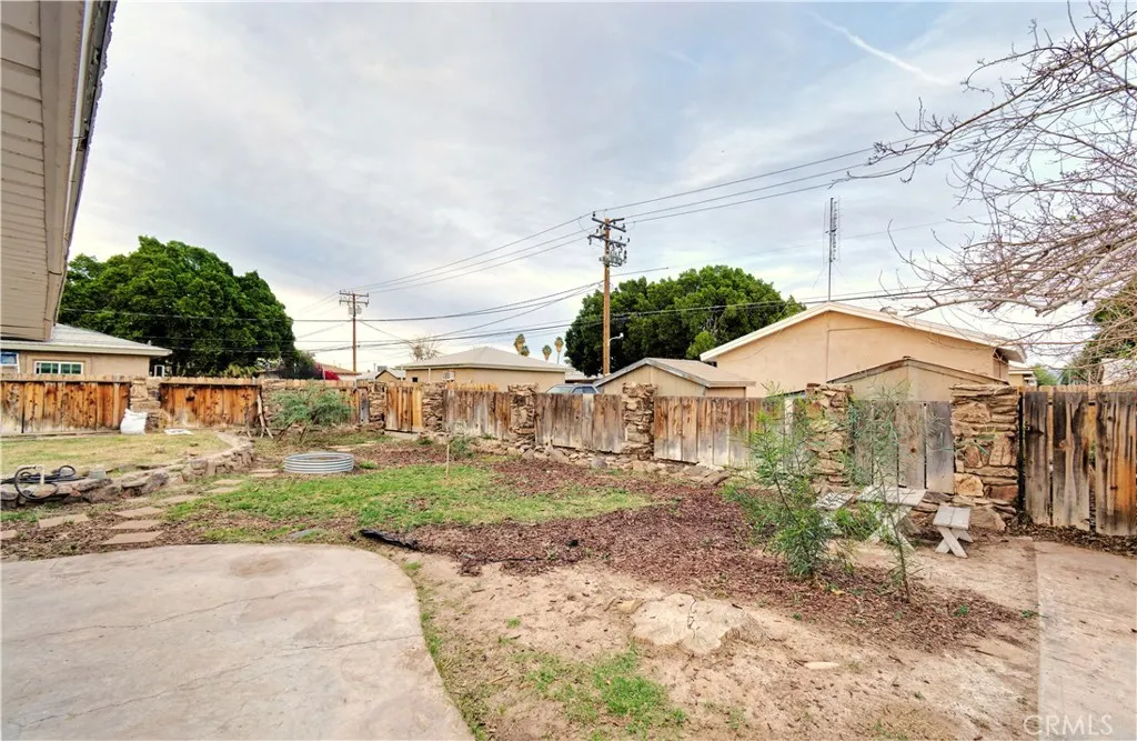 340 N Lovekin, Blythe, California 92225 home-pic-24