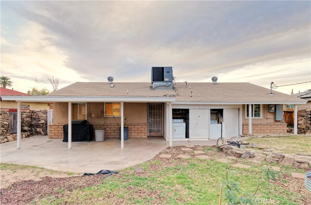 340 N Lovekin, Blythe, California 92225 home-pic-22