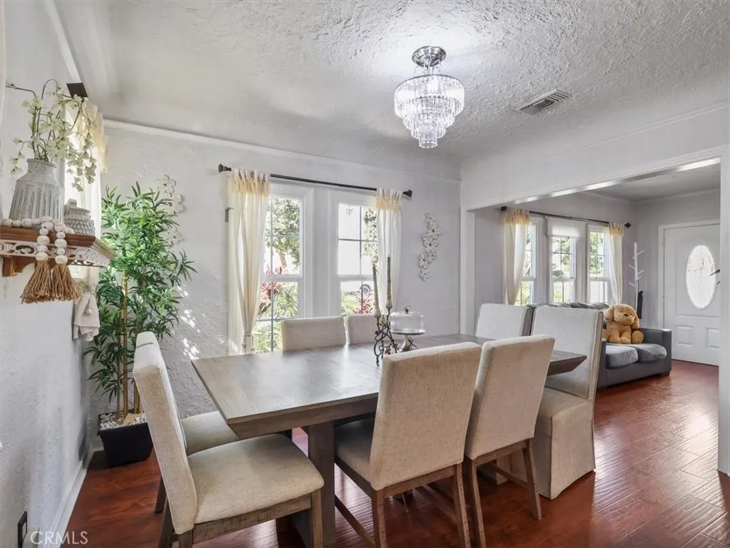 1148 Justin Avenue, Glendale, California 91201 home-pic-17