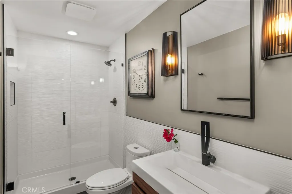 780 Singing Vista, El Cajon, California 92019 home-pic-29