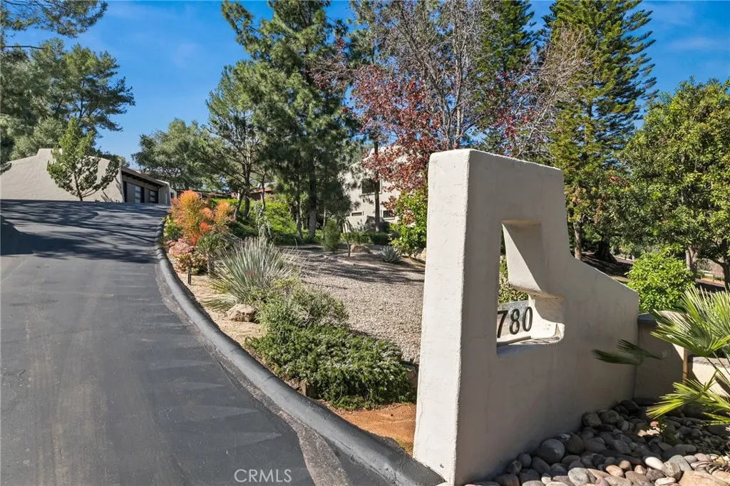 780 Singing Vista, El Cajon, California 92019 home-pic-43