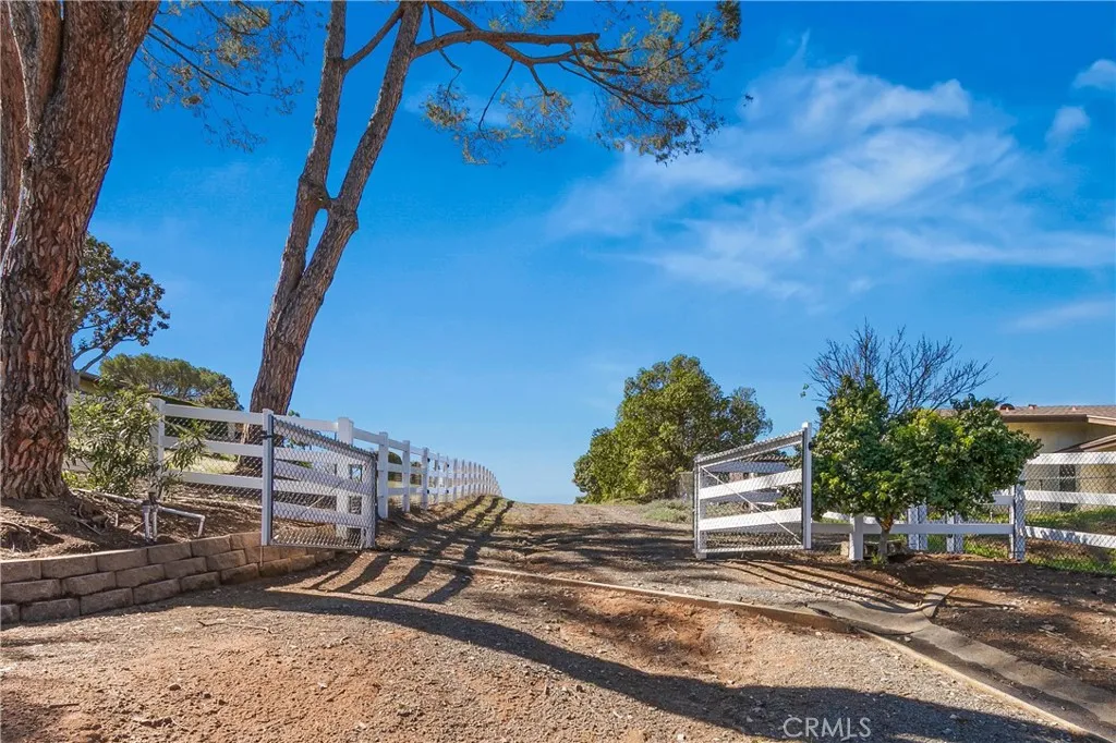 780 Singing Vista, El Cajon, California 92019 home-pic-42