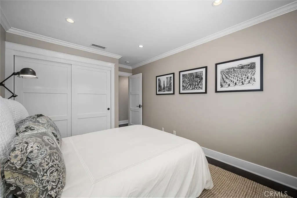 4424 Hazelnut Avenue, Seal Beach, California 90740 home-pic-44