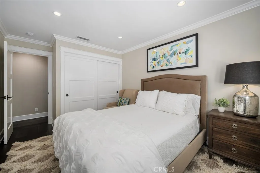 4424 Hazelnut Avenue, Seal Beach, California 90740 home-pic-40