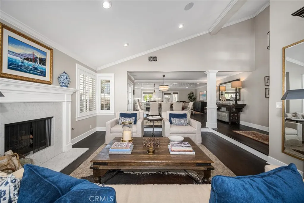 4424 Hazelnut Avenue, Seal Beach, California 90740 home-pic-12