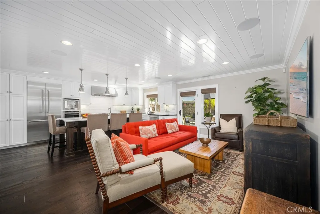 4424 Hazelnut Avenue, Seal Beach, California 90740 home-pic-20