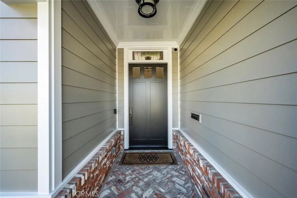 4424 Hazelnut Avenue, Seal Beach, California 90740 home-pic-6