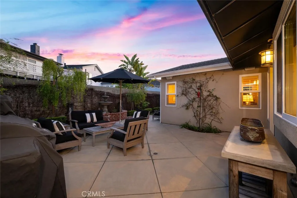 4424 Hazelnut Avenue, Seal Beach, California 90740 home-pic-55