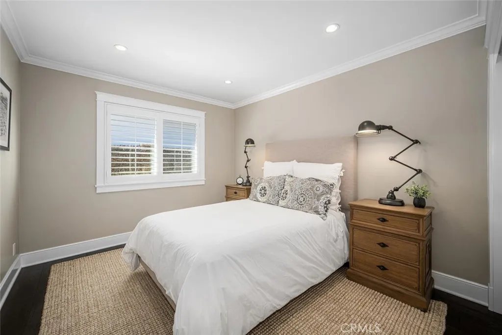 4424 Hazelnut Avenue, Seal Beach, California 90740 home-pic-42