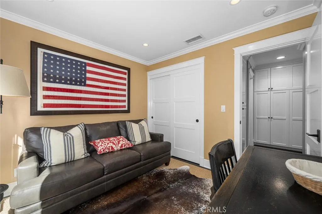4424 Hazelnut Avenue, Seal Beach, California 90740 home-pic-49