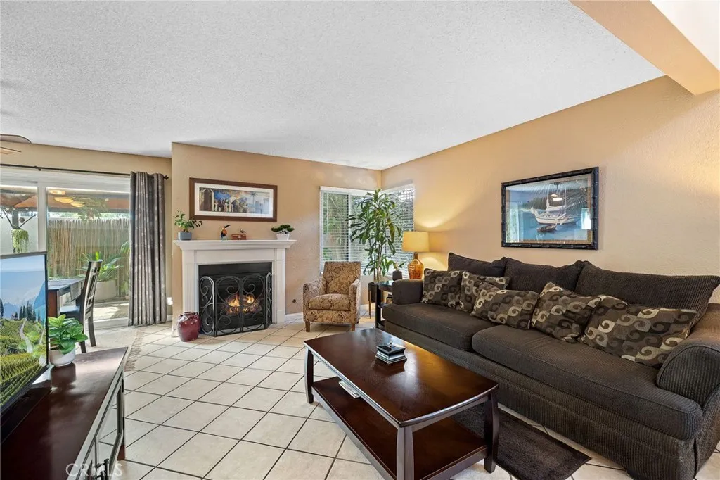 345 S Monte Vista, La Habra, California 90631 home-pic-7