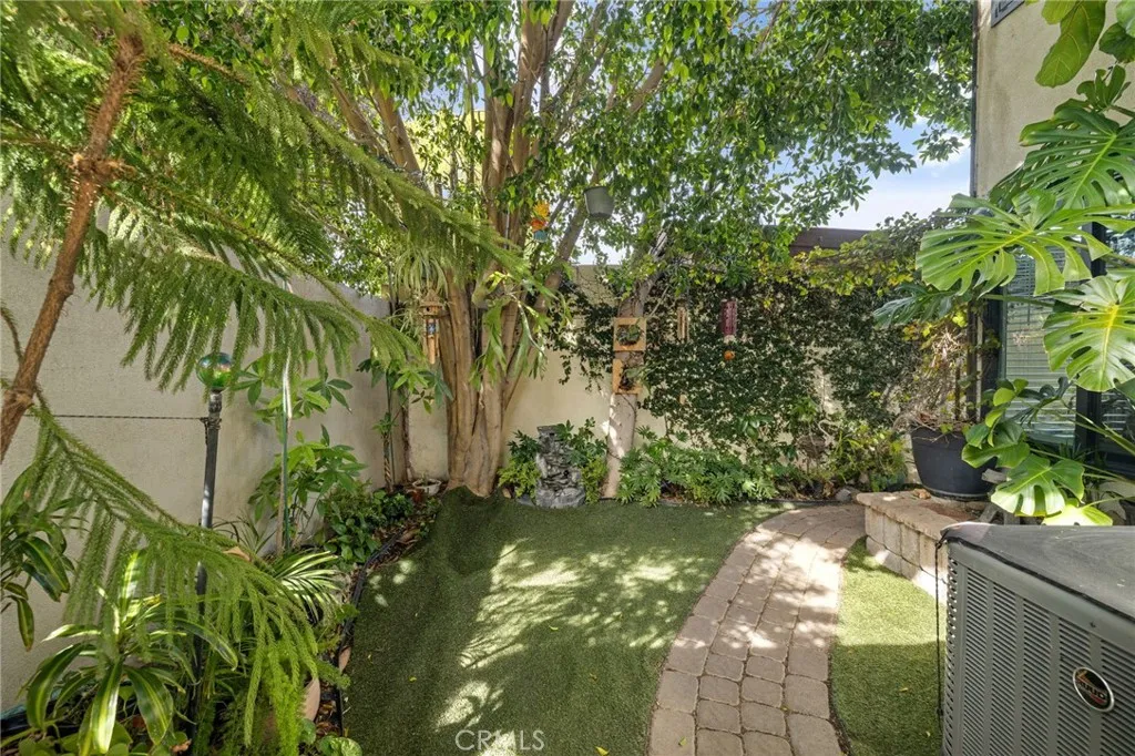 345 S Monte Vista, La Habra, California 90631 home-pic-43