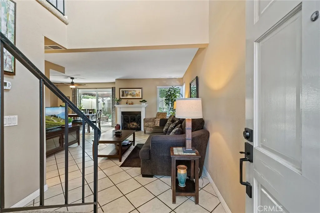 345 S Monte Vista, La Habra, California 90631 home-pic-22