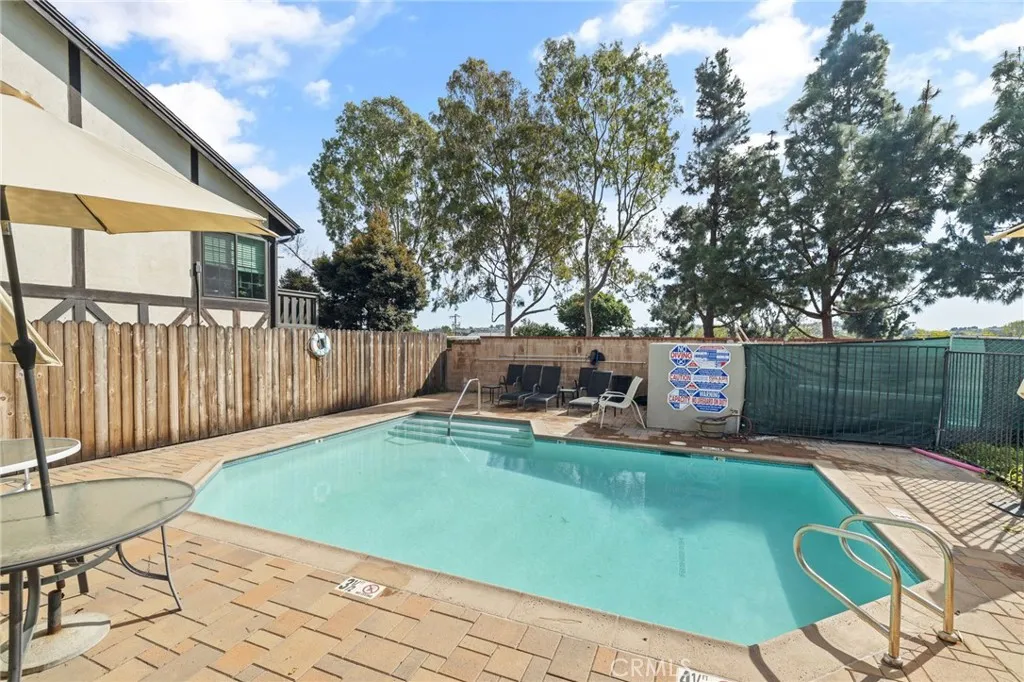 345 S Monte Vista, La Habra, California 90631 home-pic-45