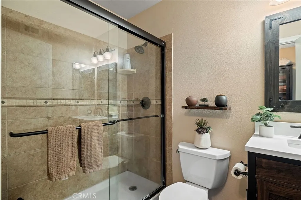345 S Monte Vista, La Habra, California 90631 home-pic-35