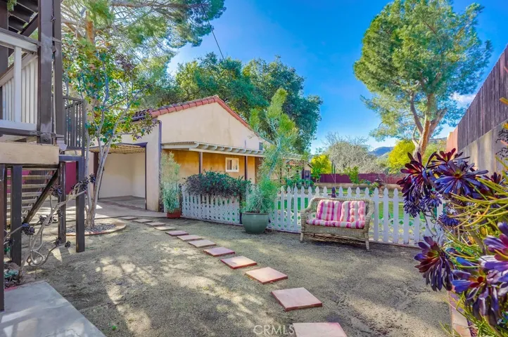 2504 Piedmont Avenue, Montrose, California 91020