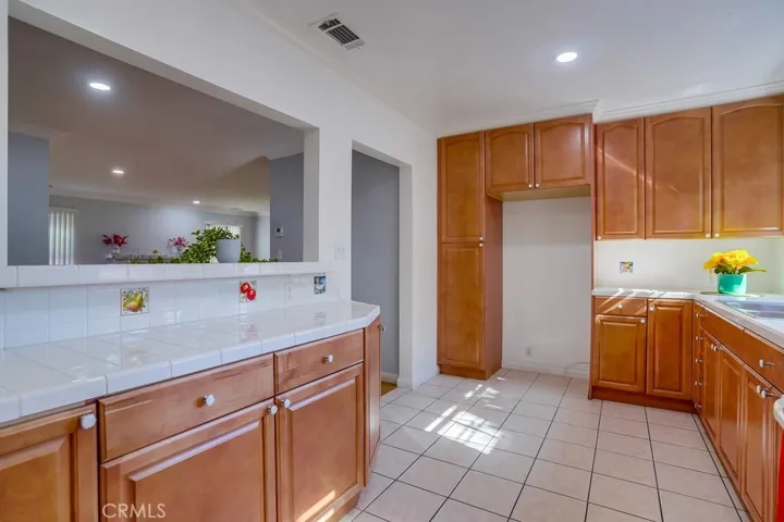 2504 Piedmont Avenue, Montrose, California 91020