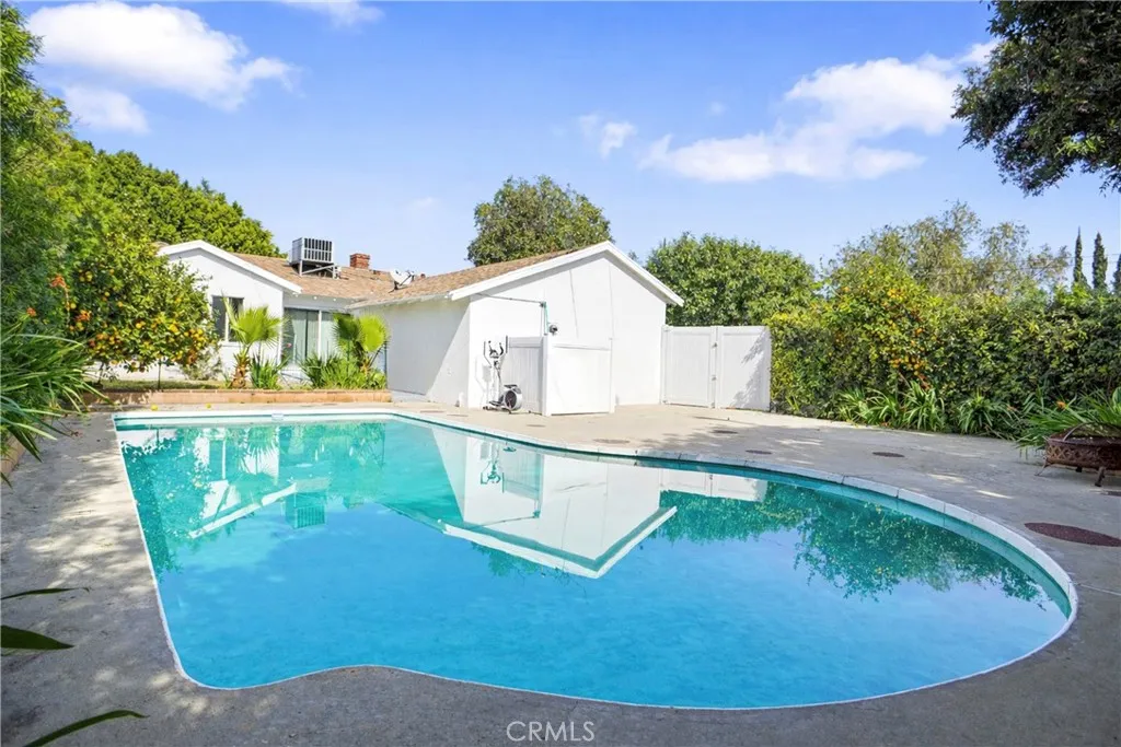 13900 Cantlay Street, Van Nuys, California 91405 home-pic-14