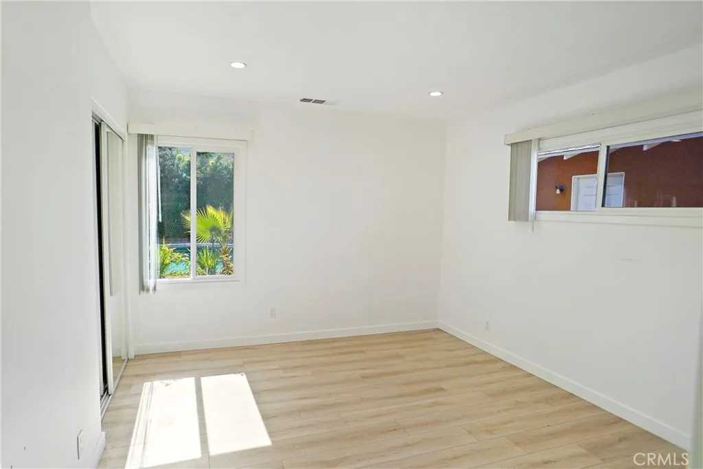 13900 Cantlay Street, Van Nuys, California 91405 home-pic-11