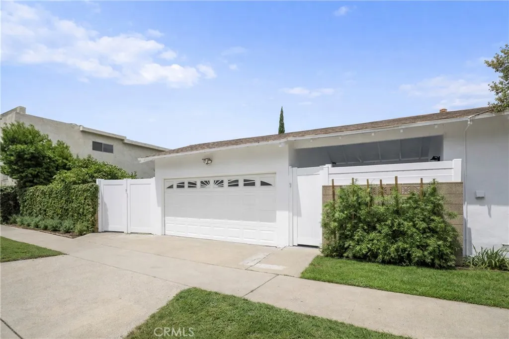 13900 Cantlay Street, Van Nuys, California 91405 home-pic-21