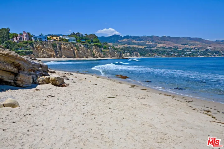 Little Dume Beach