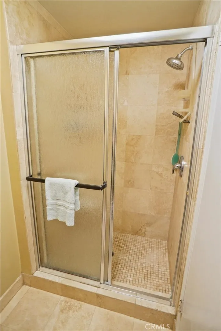 19334 Oak Crossing, Newhall, California 91321 home-pic-12