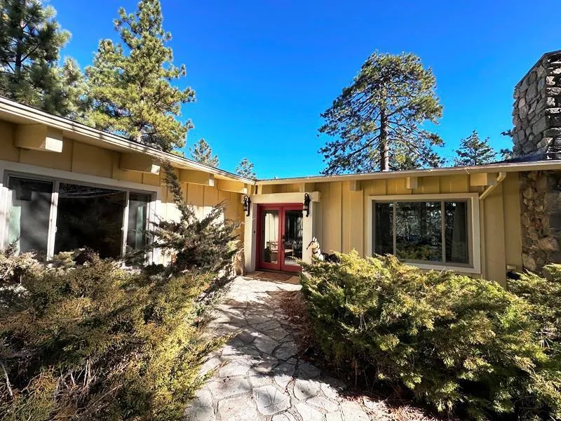 25630 Sunrise Drive, Idyllwild, California 92549 home-pic-4
