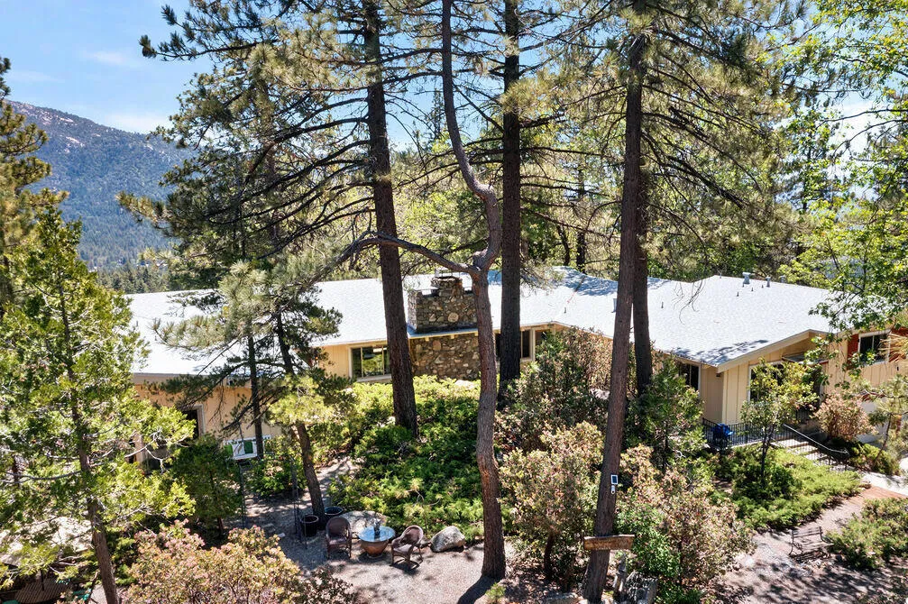 25630 Sunrise Drive, Idyllwild, California 92549 home-pic-2
