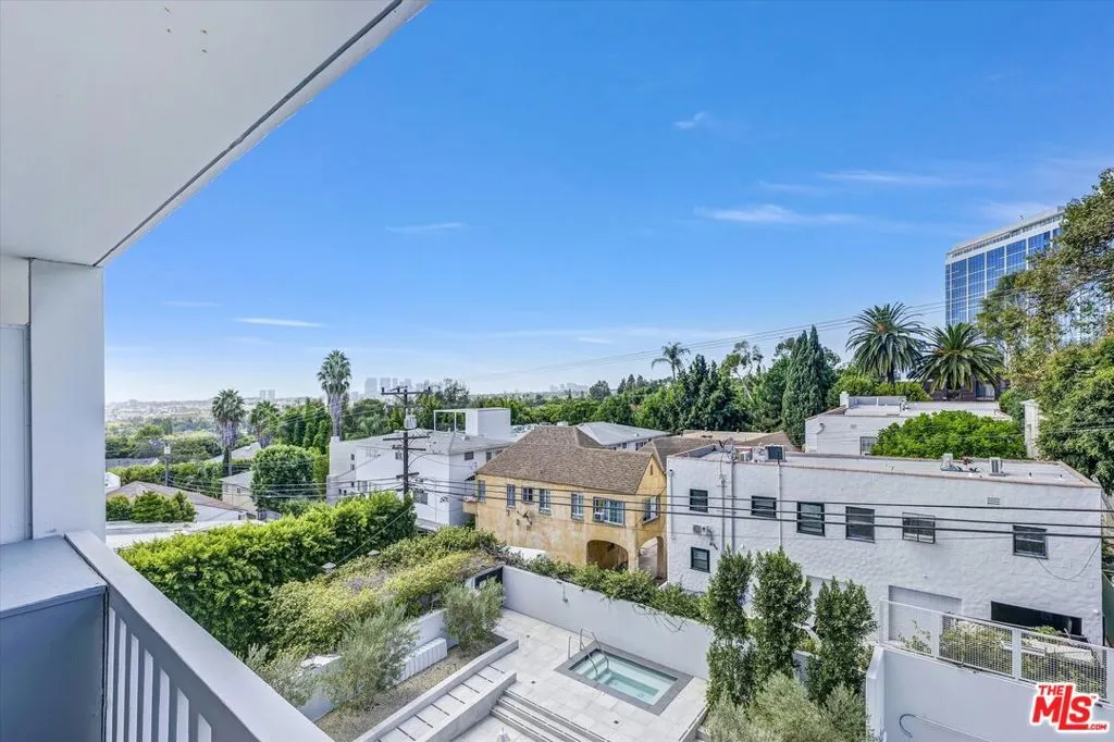 999 N Doheny Drive 312, Los Angeles, California 90069 home-pic-17