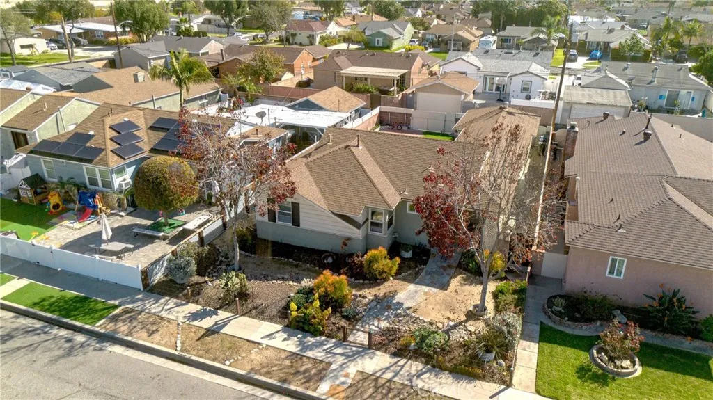10462 Somerset Boulevard, Bellflower, California 90706 home-pic-34