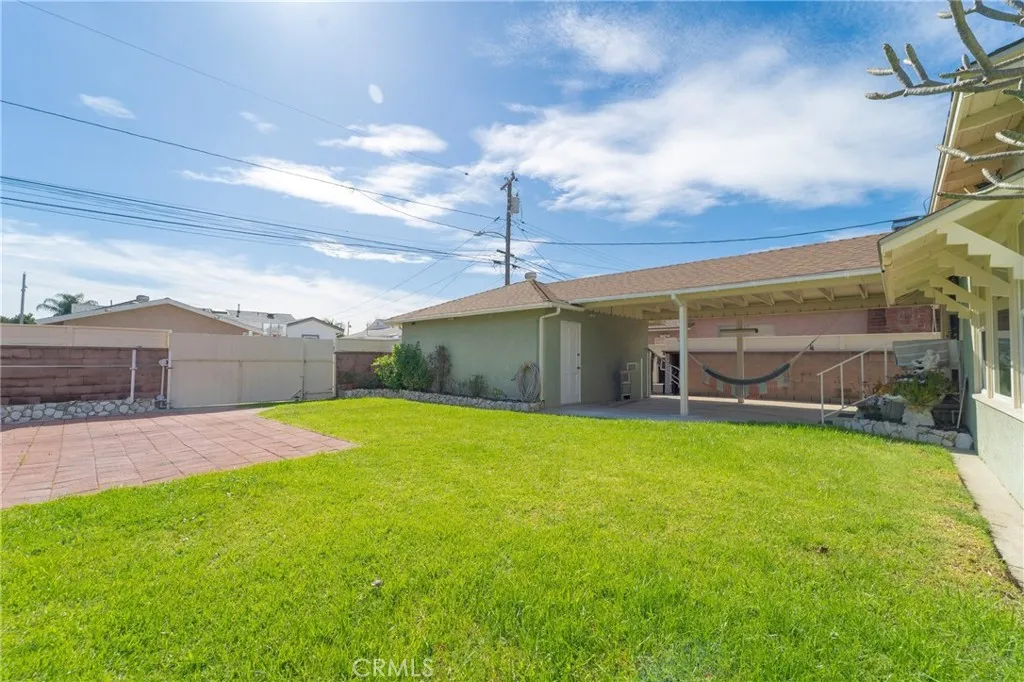 10462 Somerset Boulevard, Bellflower, California 90706 home-pic-27