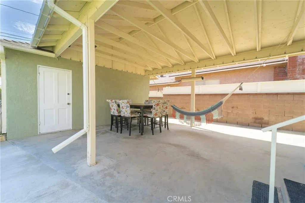 10462 Somerset Boulevard, Bellflower, California 90706 home-pic-25