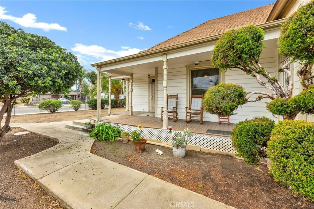306 W 6th Street, Perris, California 92570 home-pic-31