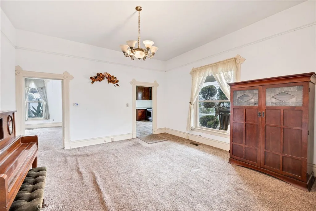 306 W 6th Street, Perris, California 92570 home-pic-15
