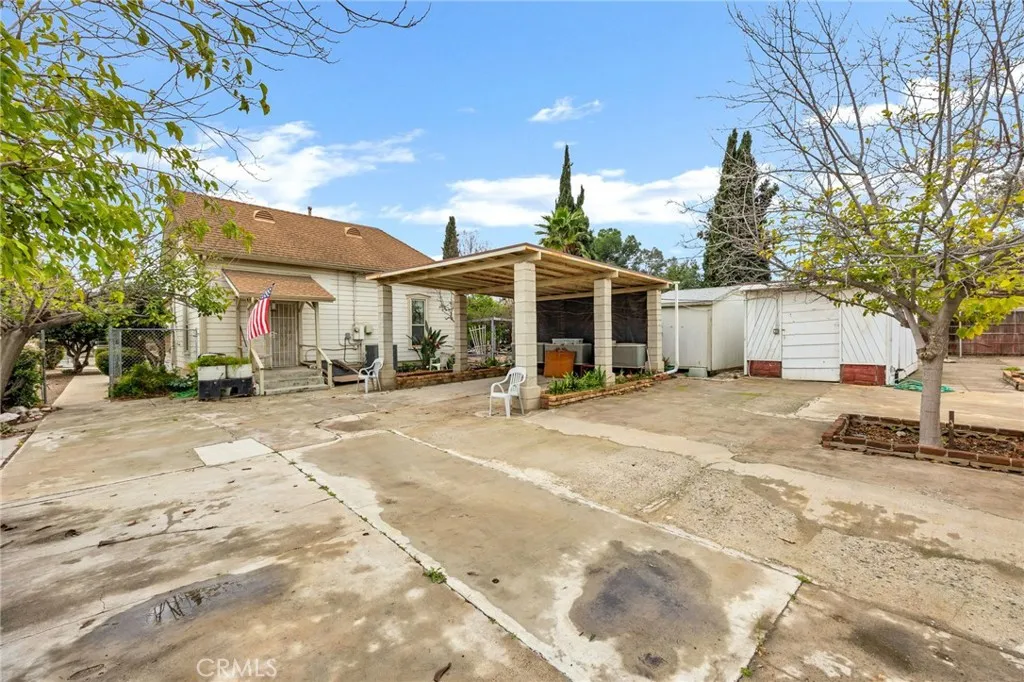 306 W 6th Street, Perris, California 92570 home-pic-28