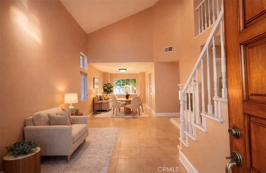 40087 Cannes Court, Temecula, California 92591 home-pic-2