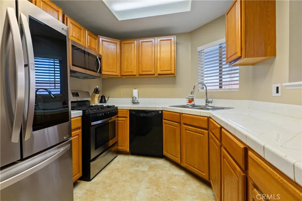 36807 Haven Court, Palmdale, California 93552 home-pic-7
