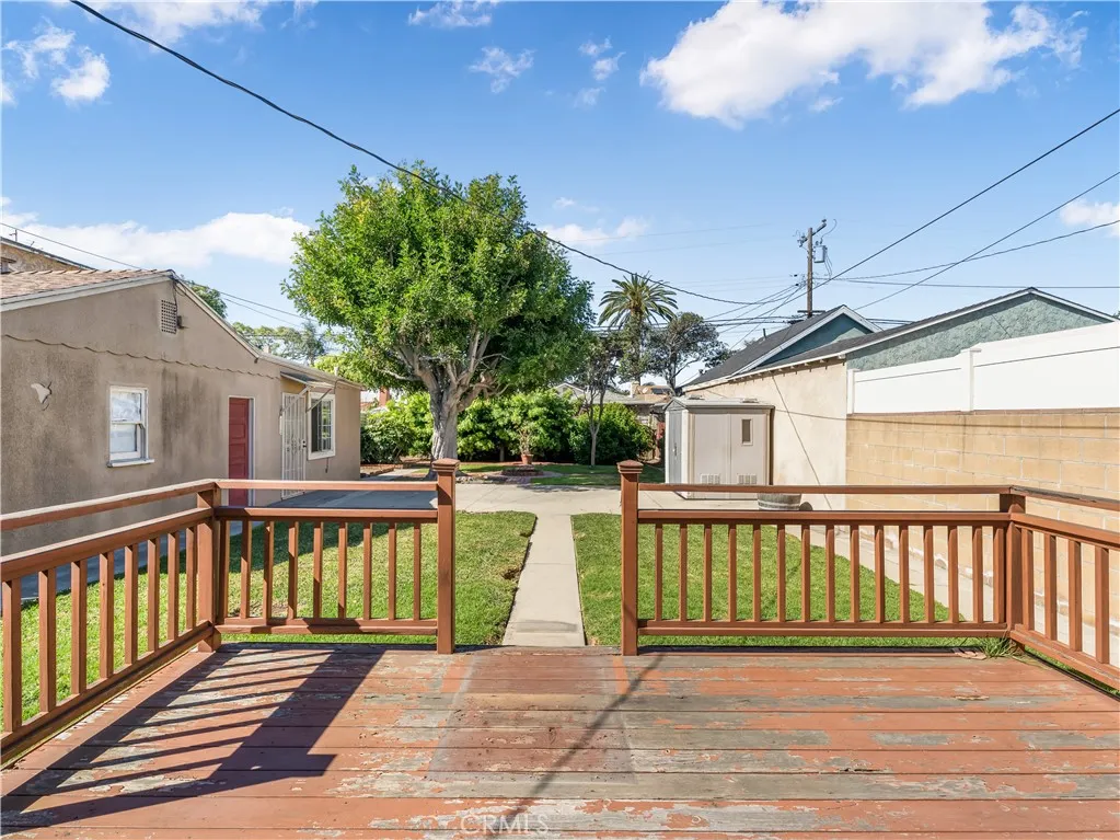 2307 Daisy Avenue, Long Beach, California 90806 home-pic-18