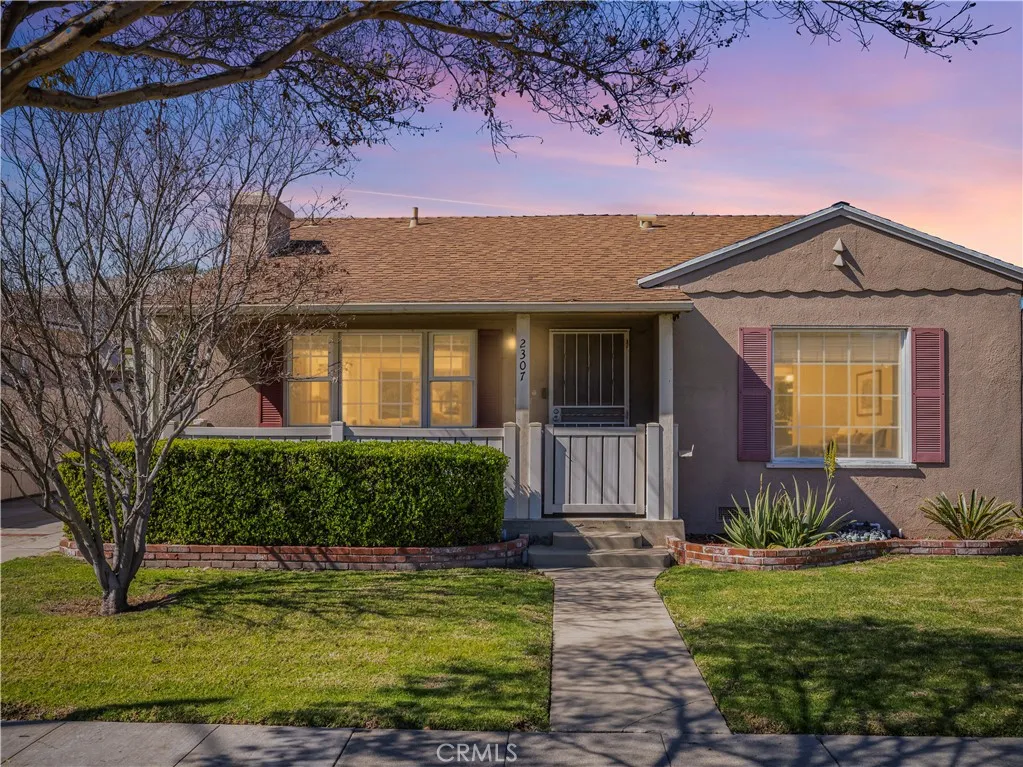 2307 Daisy Avenue, Long Beach, California 90806 home-pic-2