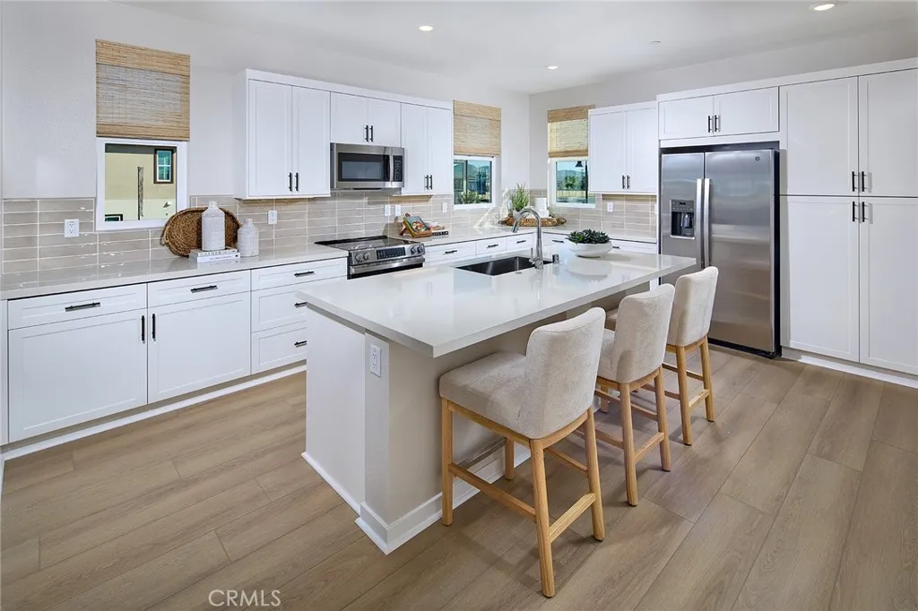 5917 Gramercy Way, Eastvale, California 92880 home-pic-6