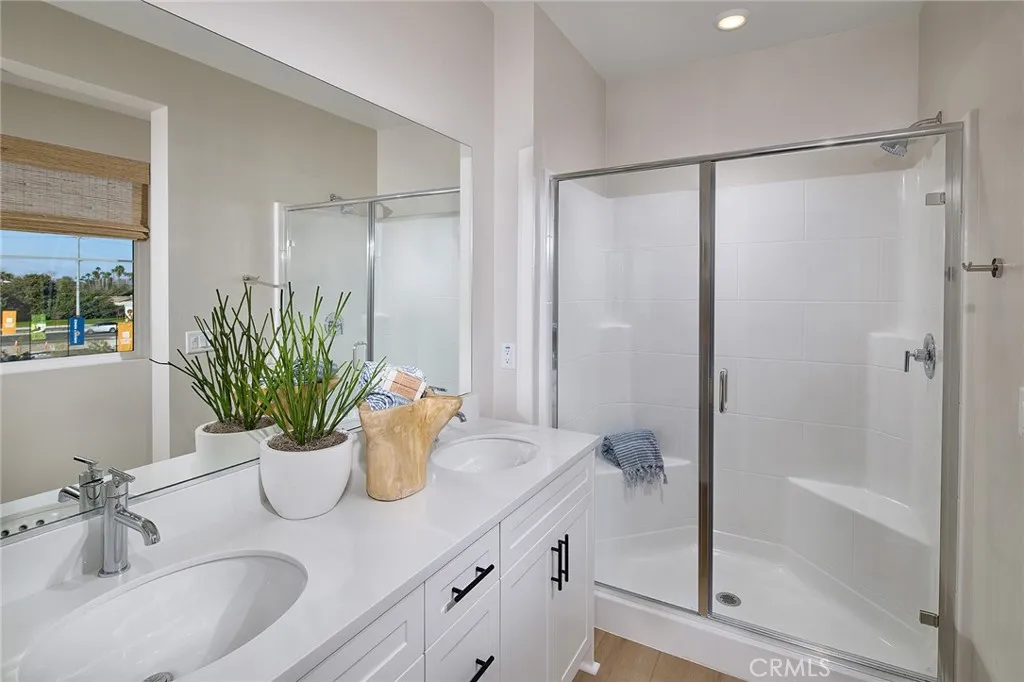 5917 Gramercy Way, Eastvale, California 92880 home-pic-10